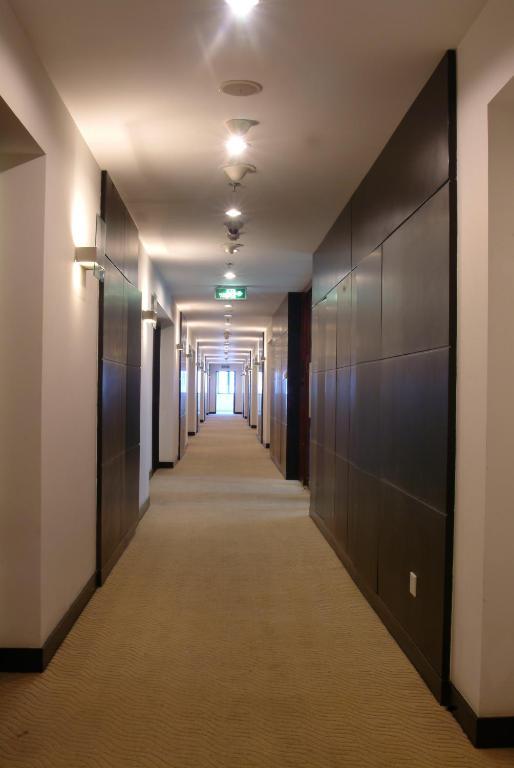 Urban Hotel Shanghaj Zewnętrze zdjęcie
