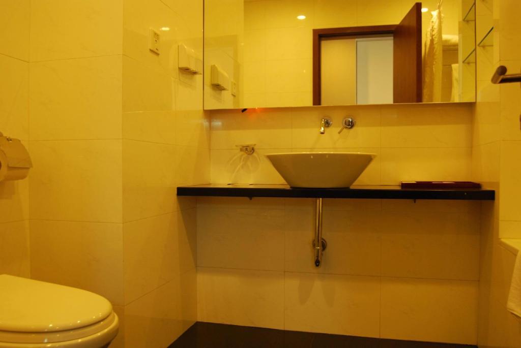 Urban Hotel Shanghaj Zewnętrze zdjęcie